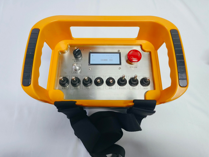 背带型2发1收中深孔扇形钻机无线遥控器