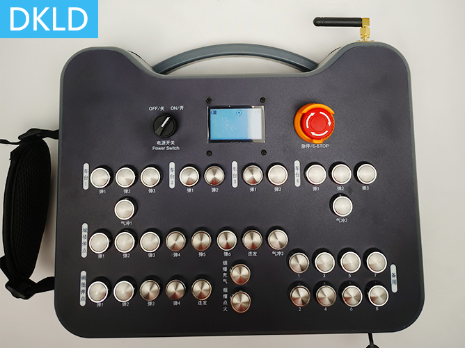 1发10收34路控制工业无线遥控器