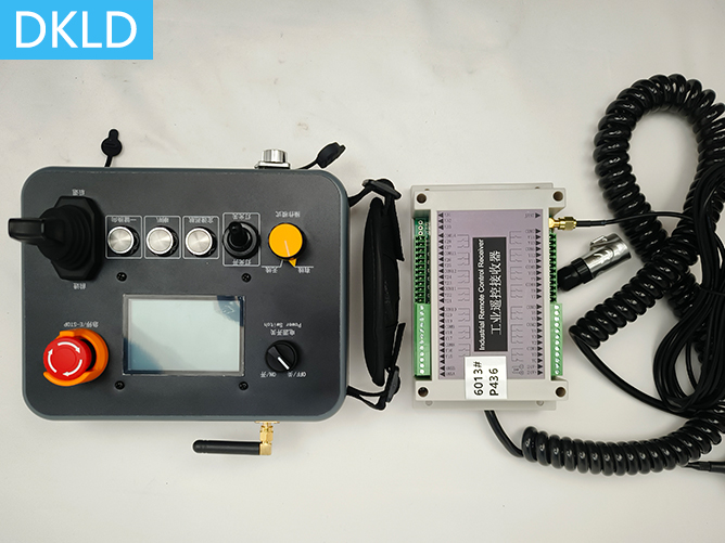 有线无线一体式铁路平台车遥控器